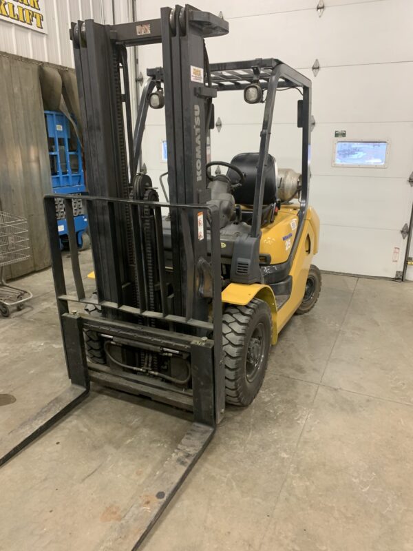 Komatsu Forklift K0236 (2)